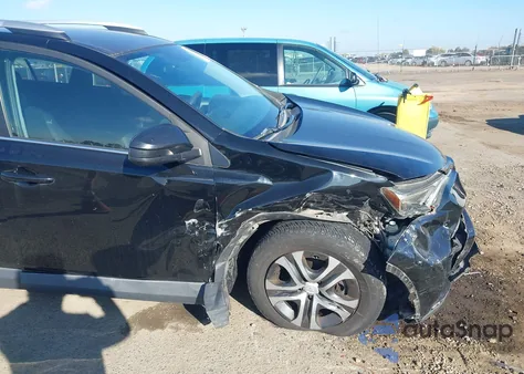 2016 Toyota Rav4 Le z USA, uszkodzony, nr VIN 2T3ZFREV9GW245352